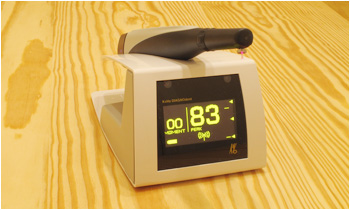 くぼた歯科クリニックの光学式う蝕検出装置